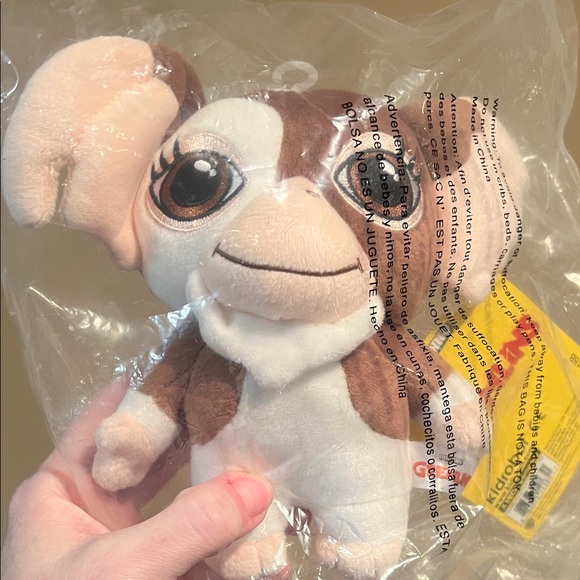 Other - Gizmo plush NWT